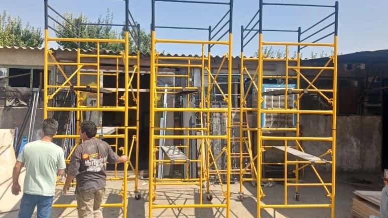 بهترین تولیدکننده چهارپایه هیکو متحرک و داربستی در تهران